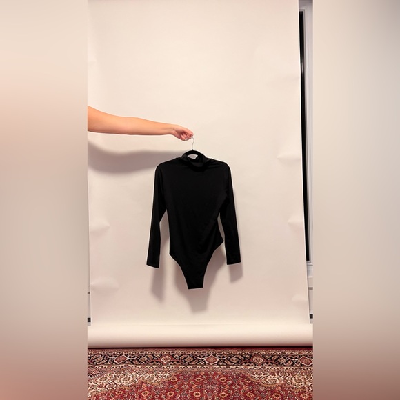 Black long sleeve bodysuit - Picture 1 of 2